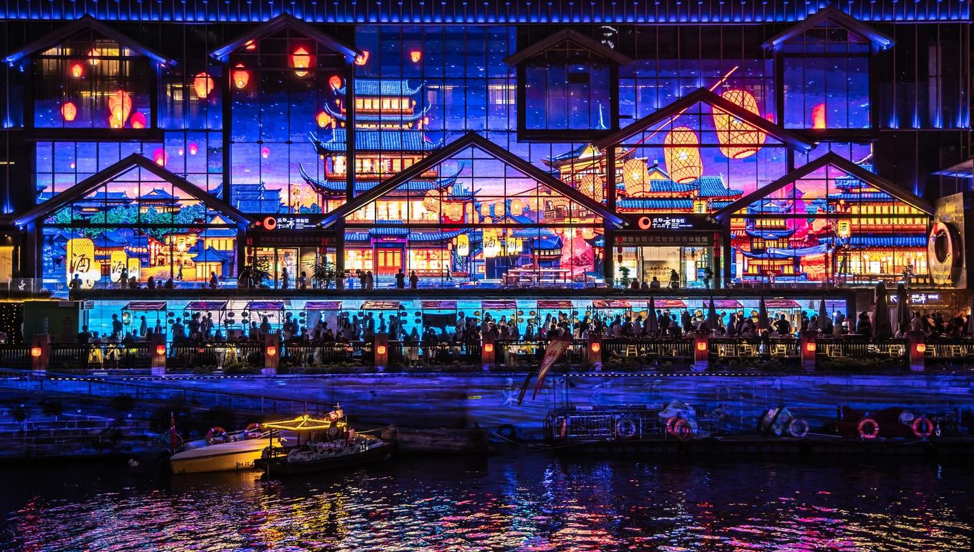 成都夜游锦江.jpg